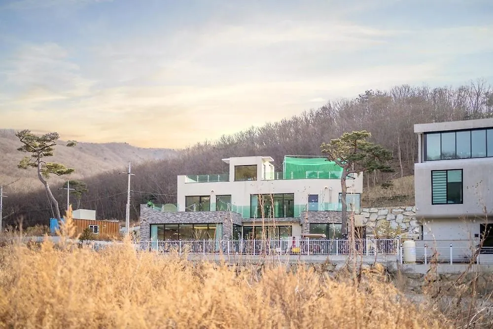 Ganghwa Cornerstone Pool Villa And Spa Pension Incheon