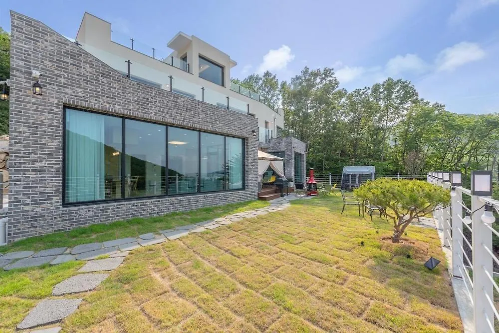 Ganghwa Cornerstone Pool Villa And Spa Pension Incheon