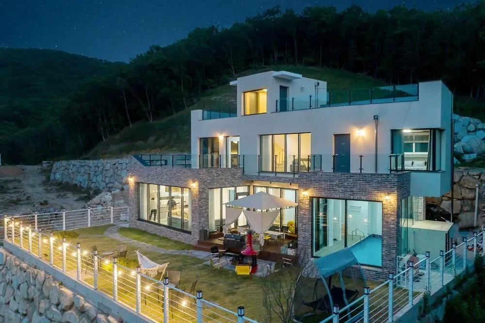 Ganghwa Cornerstone Pool Villa And Spa Pension Incheon