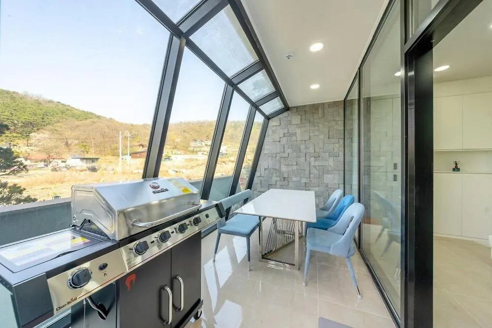 Ganghwa Cornerstone Pool Villa And Spa Pension Incheon Korsel