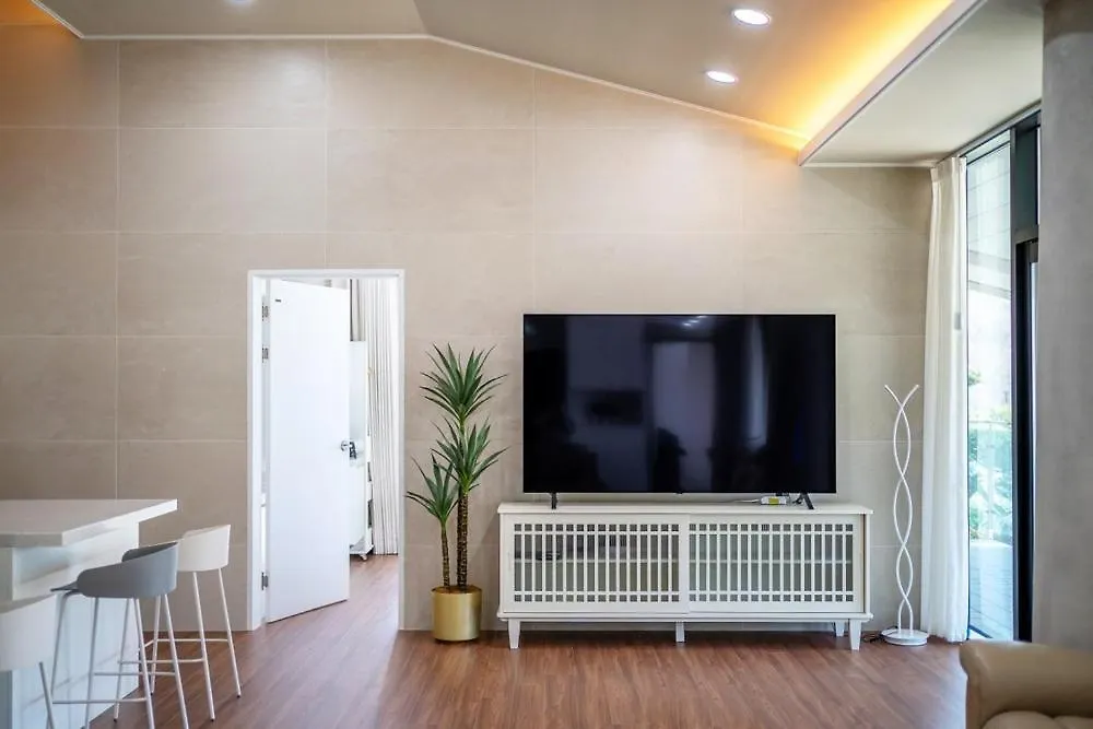 Ganghwa Cornerstone Pool Villa And Spa Pension Incheon 0*,