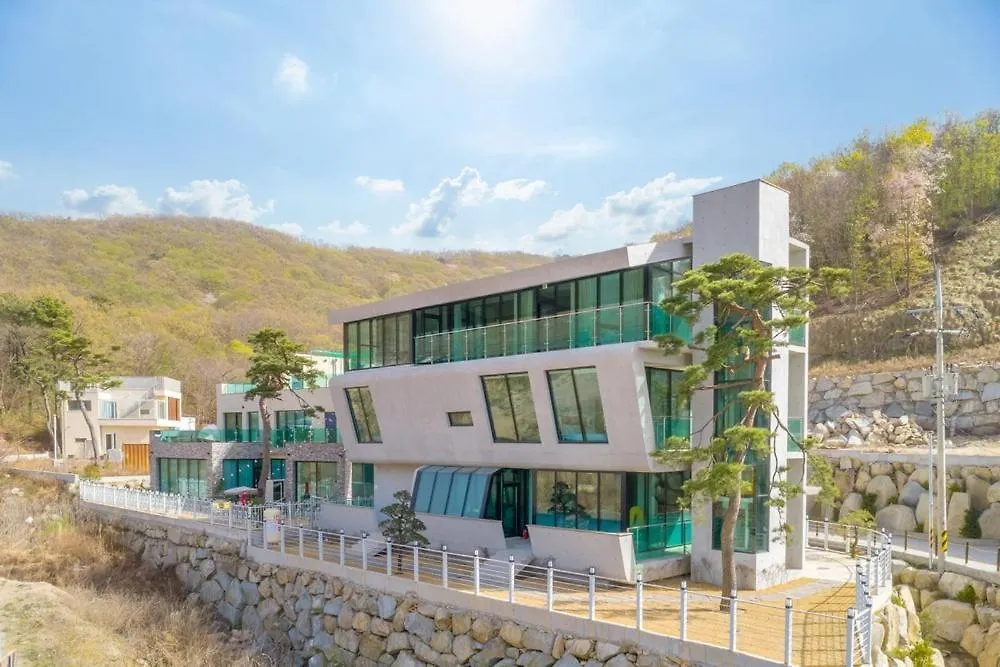 Ganghwa Cornerstone Pool Villa And Spa Pension Incheon