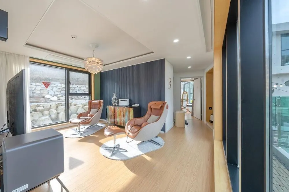 Ganghwa Cornerstone Pool Villa And Spa Pension インチョン広域市 0*,  韓国